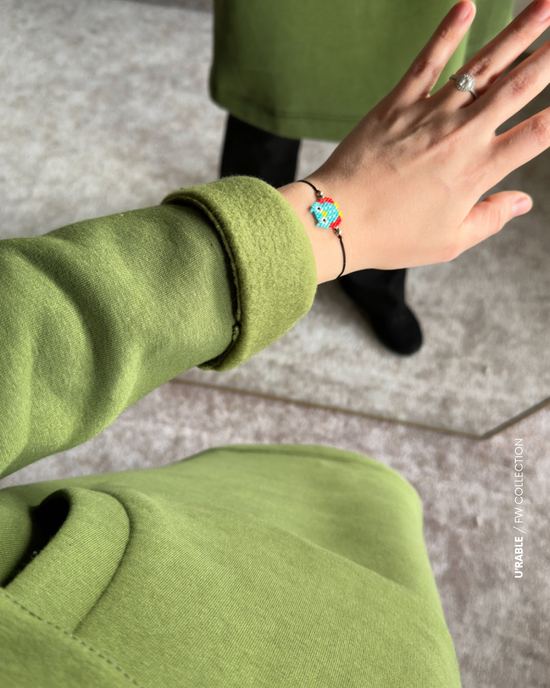 Kapüşonlu Sweatshirt-Haki(Hoodie Sweatshirt-Khaki)