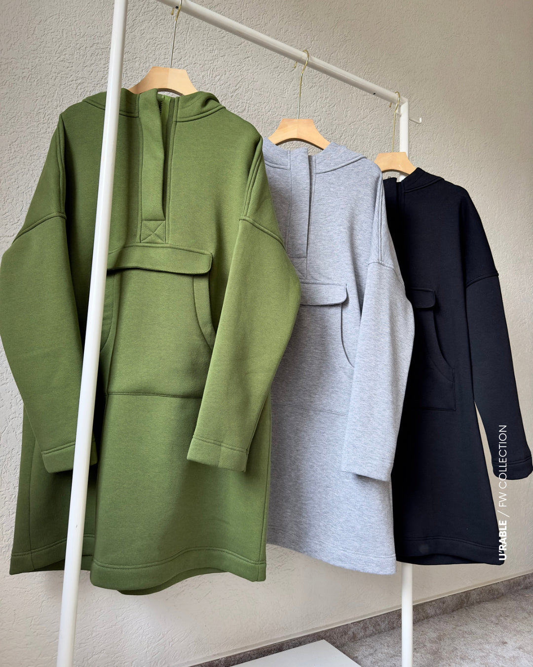 Kapüşonlu Sweatshirt-Siyah(Hoodie Sweatshirt-Schwarz )