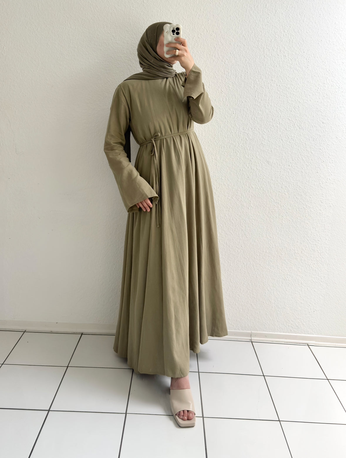 Ivory Leinen Kleid - Khaki