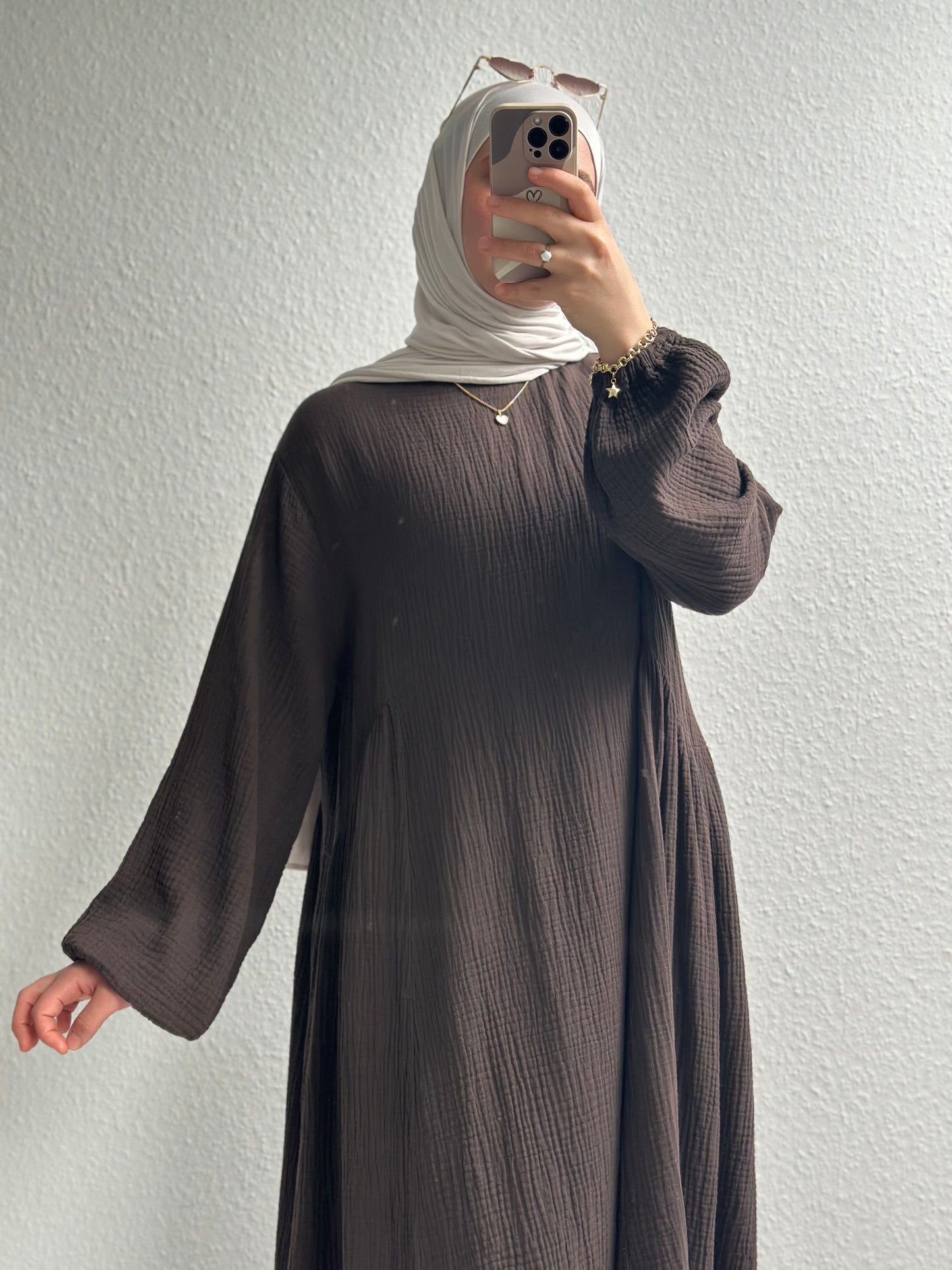 Musselin Alora Abaya - Braun