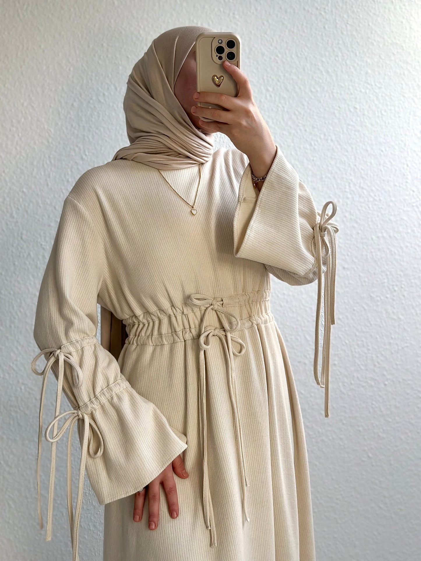 Veloura Kleid - Beige