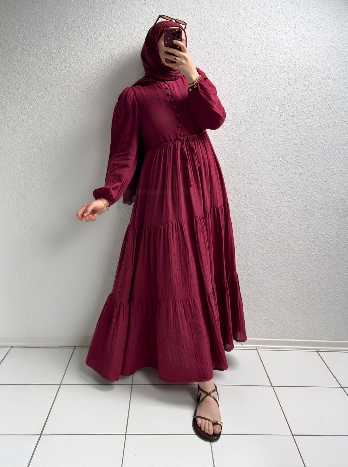 Elya Musselin Kleid- Burgunderrot