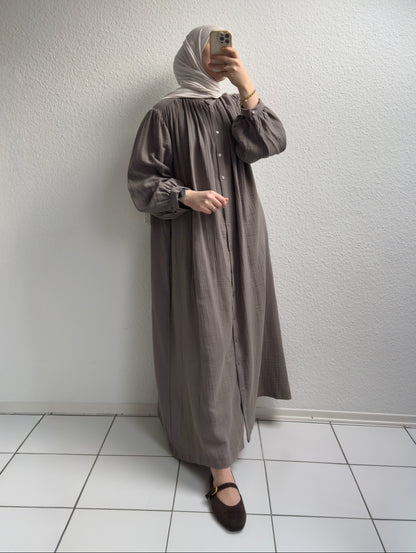 Geknöpftes Musselinkleid - Grau