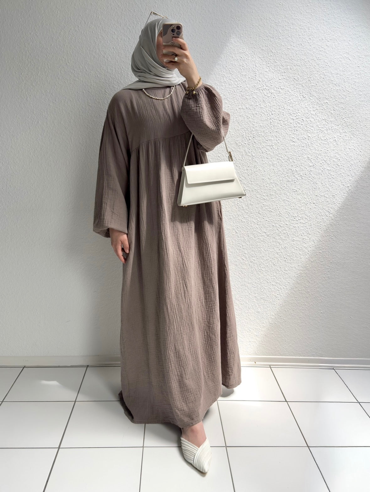 Musselin Belle Abaya - Taupe